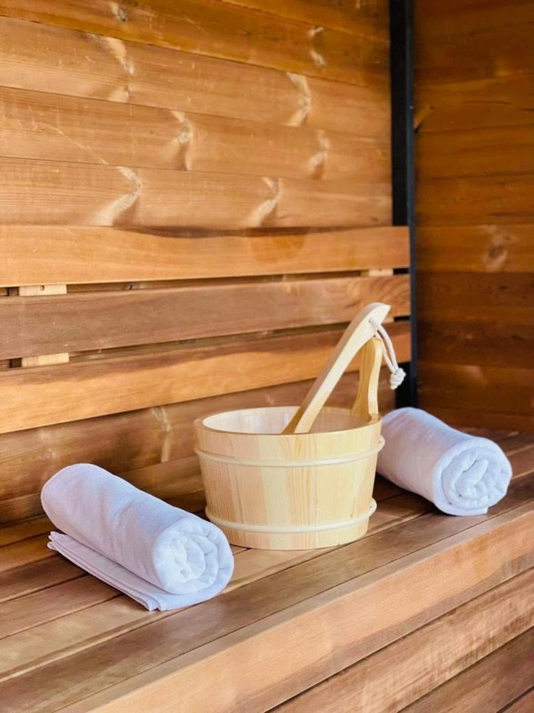 Voeroesko Villa -Elnoeki Szauna Es Jakuzzi Hasznalattal Balatonalmádi Exterior foto